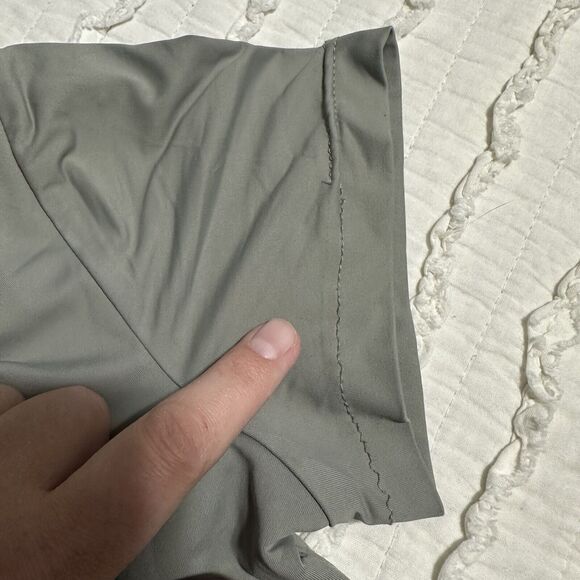 Meshki Haven Short Sleeve Bodysuit Green Size L Embroidered Logo - Picture 12 of 12